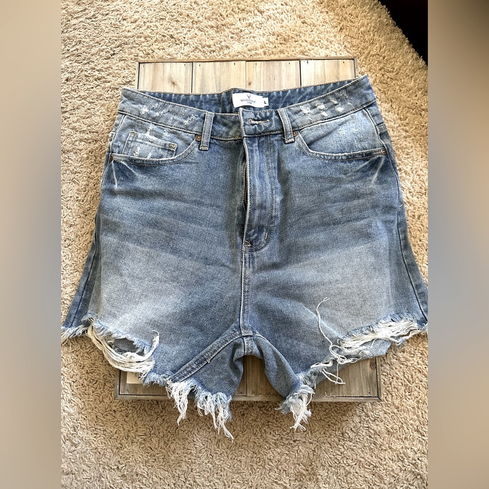 Women’s distressed shorts
